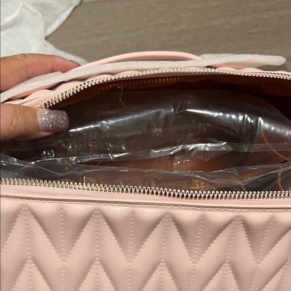 Pink Quilted Women's make up bag - Picture 4 of 6